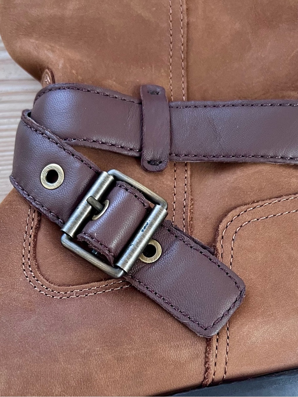 UGG Harrington Tall Boots Chestnut Suede Moto Riding Boots Women’s 8 - Picture 2 of 8